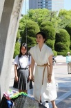 鈴木京香走校園宣傳《媽媽的樹》 搭檔三浦貴大