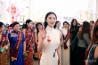 張馨予穿純白旗袍現(xiàn)身米蘭 展靈秀雅致東方韻味