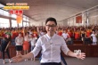大鹏携《煎饼侠》现身蓝翔 受欢迎获封荣誉教师
