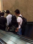 王思聪与妙龄女子十指紧扣现身 新欢被曝曾整容