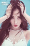 倪妮為《新娘大作戰(zhàn)》披婚紗 浪漫寫真宛若仙子