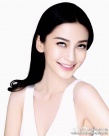 baby晒翻白眼照自夸“完美” 网友：你真会玩