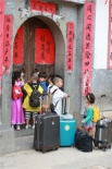 《爸爸3》苑琼丹狮吼吓傻萌娃 大竣带头拍马屁