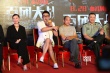《百团大战》首映 印小天演抗战青年称受伤值得