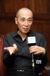 曹保平的強(qiáng)烈情節(jié)偏執(zhí)面：從業(yè)者要有自身約束
