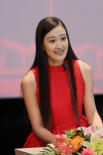北影開(kāi)學(xué)美女如云 萌妹子新生長(zhǎng)發(fā)及腰顏值吸睛