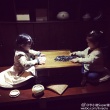我们认真着呢！甜馨与闺蜜才女范“谈棋论画”