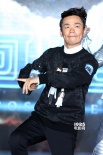 科幻喜剧《不可思异》定档12.4 王宝强携妻女亮相