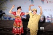 《我的處女地》首映 五朵金花秀新疆舞婀娜多姿