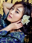 楊冪清新寫真登封面 優(yōu)雅甜美妝容清麗暖意十足
