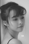 氧氣少女余心恬曝光最新寫真 黑白影像清新靈動(dòng)