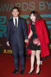潘粵明、陳祉希攜手亮相紅毯 男帥女美耀眼奪目