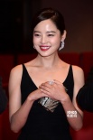 《长江图》柏林首映 辛芷蕾性感、秦昊喜笑颜开
