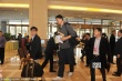 全國政協(xié)委員姚明、劉翔報到 大批記者追隨采訪