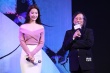 《夜孔雀》定档5月20日 刘亦菲裸背纹身超惊艳