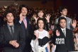《火星异种》首映 伊藤英明与山下智久哥俩好