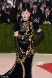 2016Met Gala来袭 蔡依林、大表姐、邓文迪现身