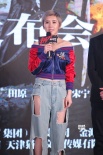 何潤東稱太太不敢看《鋼刀》 與李東學(xué)基情肉搏