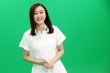 秦岚助力善行者徒步挑战 新戏化身贵妇感悟婚姻