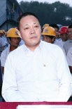 《老阿姨》首映式 李雪健扮演開國將軍感動觀眾