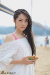 郭碧婷最新夏日海邊寫真 清新治愈氣息撲面而來