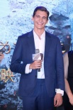 《他是龙》确认拍续集 “龙哥”寒冬挑战全裸戏