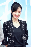 李小璐與薛之謙貼耳熱聊 TFboys首合體演電視劇
