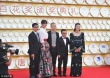 《捉妖记》剧组亮相 姚晨挺孕肚白百何长裙优雅