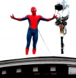 《蜘蛛侠》曝新片场照 “小蜘蛛”继续飞檐走壁