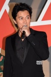 《獨(dú)家新聞》上映首日見面會(huì) 福山雅治自曝八卦