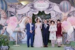 唐嫣香港任形象大使蕾丝长裙仙气足 郑希怡秀美胸