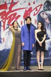 “路人甲”反哺《三少爺》？ 江一燕冬日著薄紗