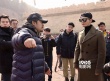 《琅琊榜2》开机黄晓明现身 与导演讨论动作戏