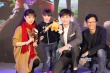 尚雯婕獻(xiàn)唱“熊孩子春晚” 鮑春來貼絡(luò)腮胡變飛賊