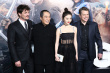 《长城》北美首映张艺谋携妻亮相 呆萌帅气迷人