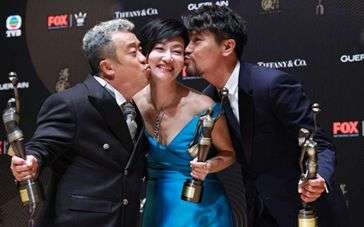 惠英红捧得第三座金像奖杯 “金刚”票房破十一亿