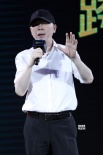 愛(ài)奇藝影業(yè)曝馮小剛王晶新片 閆妮攜女兒演喜劇