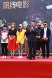 一个笨蛋两个贼