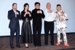欧阳靖助阵《英伦对决》首映 成龙再评小鲜肉