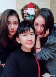 張大大又與楊冪AB聚會合照 還有富二代秦奮亂入