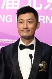 余文樂現(xiàn)身北影節(jié)開幕式 談升級當爸心情大好