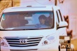蘇！王俊凱自駕車片場上班 真·秋名山車神超A