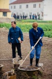 穿越了？孫紅雷黃渤黃磊張藝興攜手備戰(zhàn)78年高考