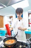 王俊凱主廚日遭暴雨侵襲 實力演繹：人在肉丸在