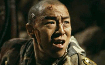 黄渤拿枪耍横，遇到个拿锤子的谁更厉害