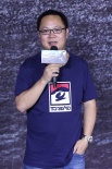 95后女导演为父《重返无人区》 主创现场喝酒减压