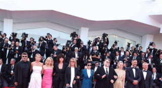 威尼斯电影节综述Day1：十年难遇的大年高调开幕_欧洲_电影网_1905.com