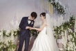 左立嬌妻曬婚禮現(xiàn)場美照 夫妻倆擁抱接吻甜度爆表