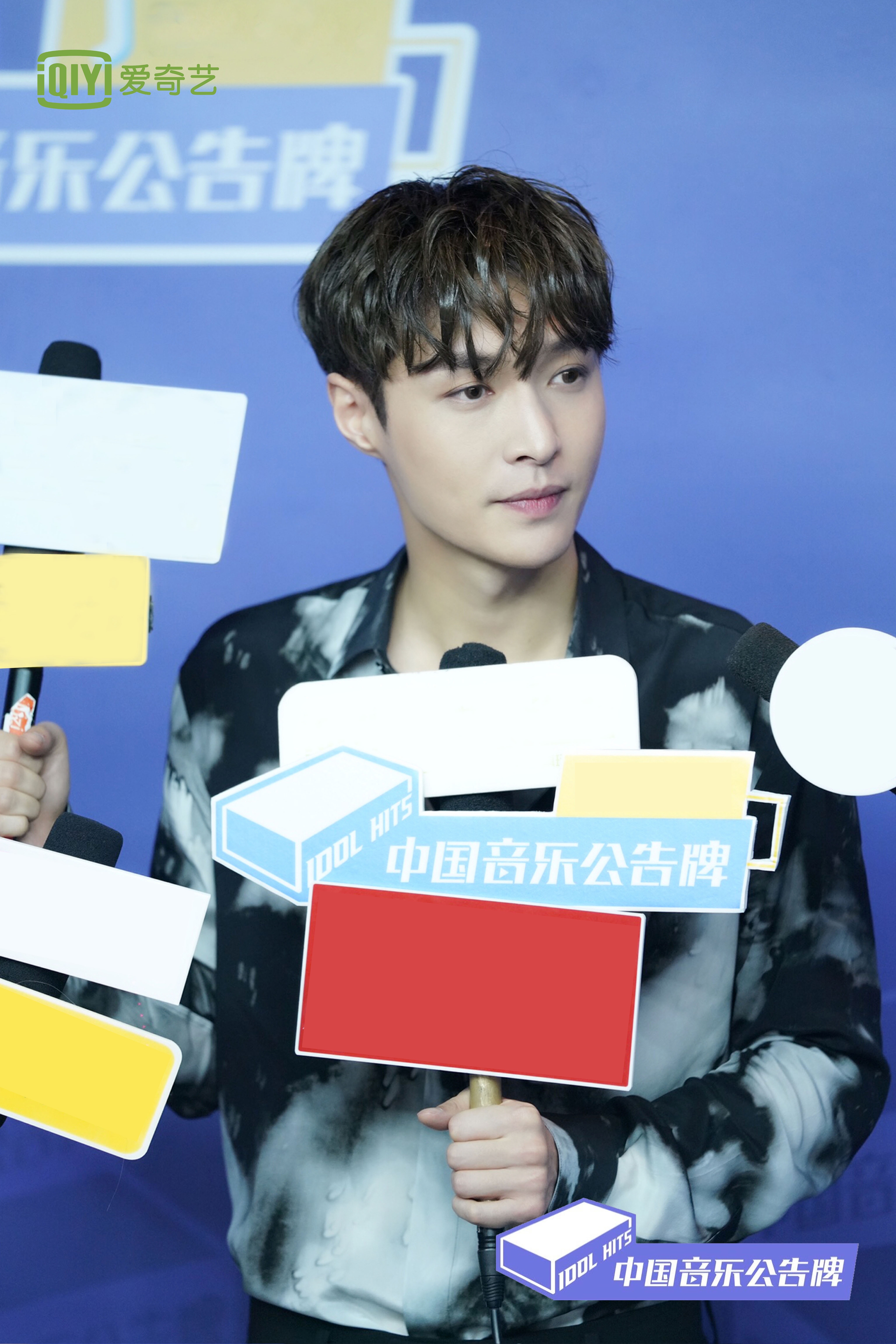 《中国音乐公告牌》张艺兴现场撩人 陈立农同