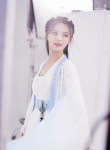 楊超越“小龍女”造型曝光 白衣飄飄頭上長(zhǎng)犄角